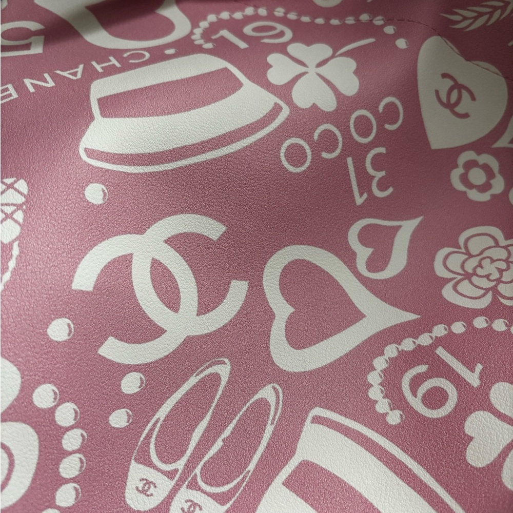 BEAUTE Graphic Pink Tote - Picture 4 of 5